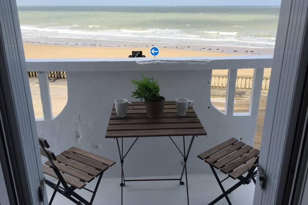 Appartement Front Mer Proche Omaha & Utah Beach - 1 Grandcamp-Maisy Εξωτερικό φωτογραφία